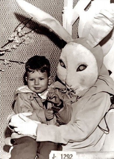 07-horrifying-vintage-easter-bunnies-e1456946789508