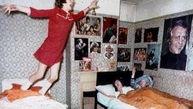 _56391590_poltergeist