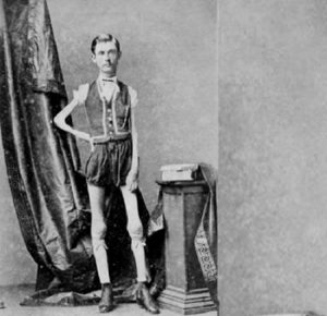 The-living-skeleton-AKA-Isaac-W.-Sprague.-600x579