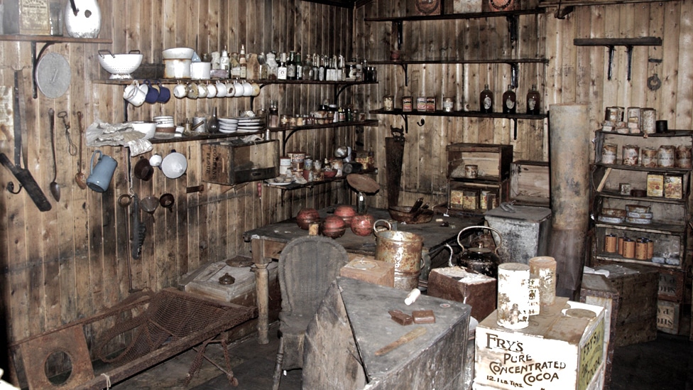 Die-gruseligsten-und-Orte-der-Welt-Scotts-Hut-Antartiks-Horror-Fakten