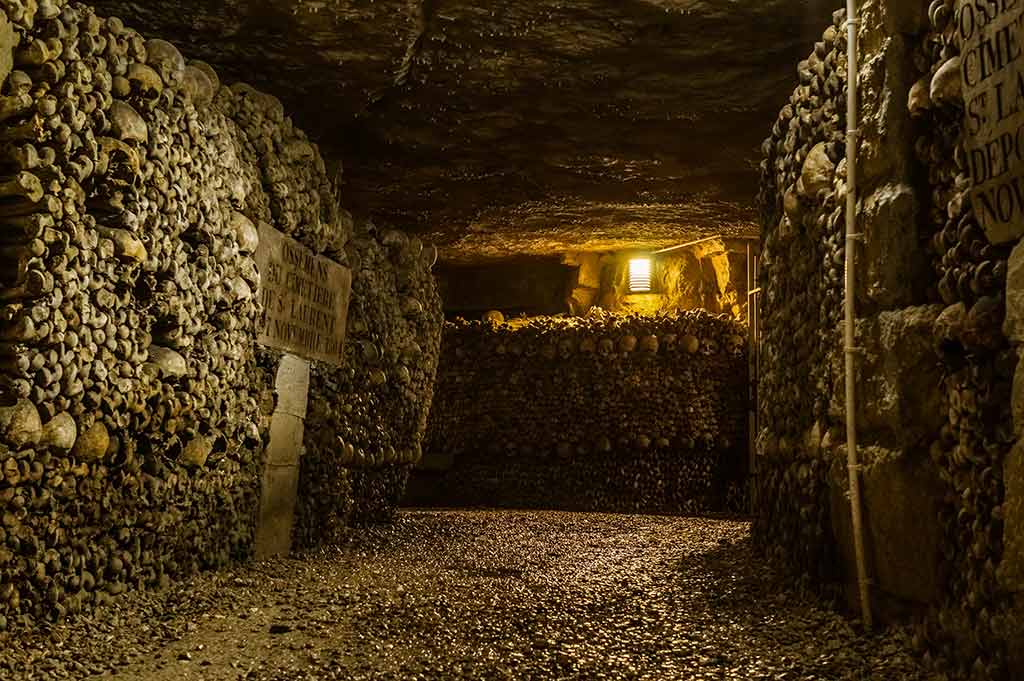 Die gruseligsten und Orte der Welt Katakomben von Paris Horror-Fakten