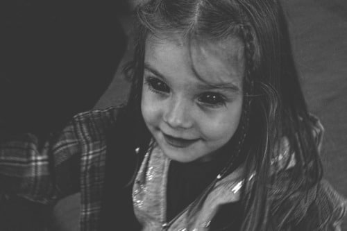 Die gruselige Legende der Kinder mit den schwarzen Augen - Black Eyed Children