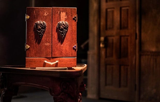 Dibbuk-Dybbuk-Box-Verfluchte-Gegenstaende-Horror-Fakten-min