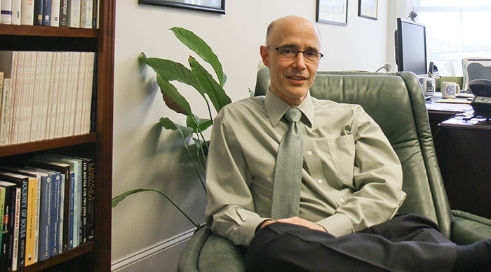 Dr. Jim Tucker